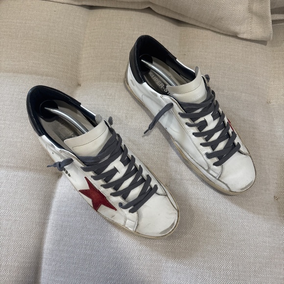 Golden Goose Sneakers in white Nappa leather with red suede star. EU45 - Picture 2 of 5